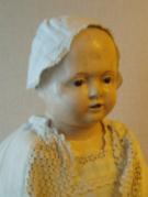 Eine der ältesten Puppen aus dem Puppenmuseum Coburg, Wachskopf